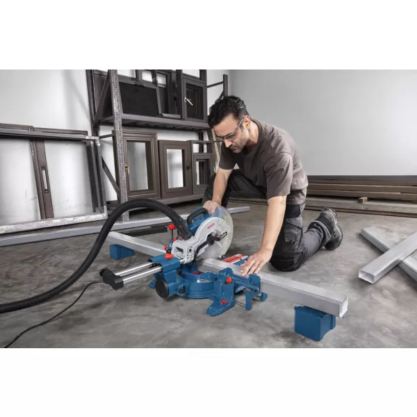 Pila pokosová Bosch GCM 305-216 S Professional, + kotouč