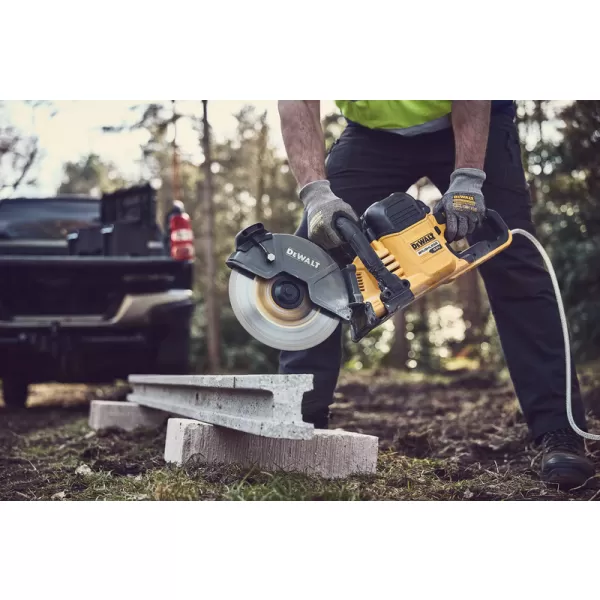 Aku rozbrušovací pila DeWalt DCS691X2, 54V Flexvolt