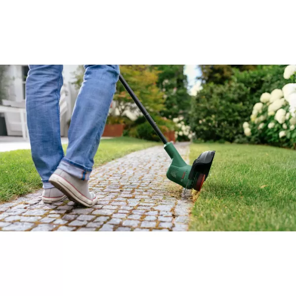 Aku strunová sekačka Bosch EasyGrassCut 18V-26
