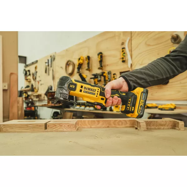 Aku oscilační multibruska Dewalt DCS359S2, 2x3,5Ah Powerstack, TSTAK