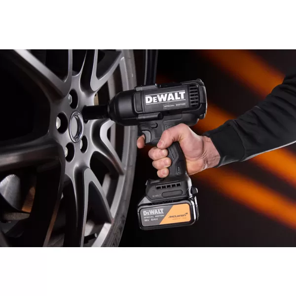 Kombo sada DeWALT DCK3222MP2T McLaren DCD86M + DCG45M + DCF99M 2 x 5 ah