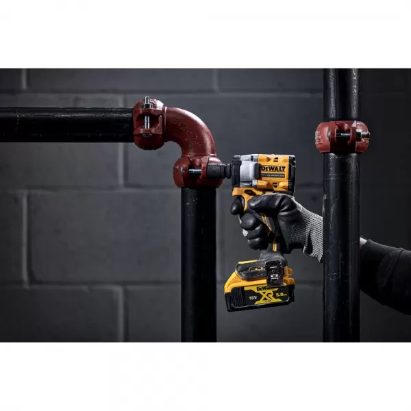 Aku rázový utahovák DeWALT DCF921N, solo, 18V