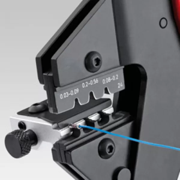 Lisovací profil pro neizolované otevřené konektory 2,8 + 4,8 mm