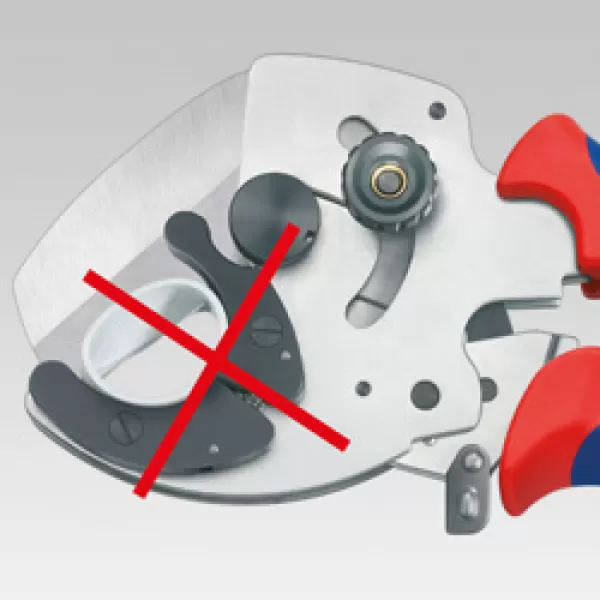 Kleště na řezání plastových trubek, Knipex 26-40mm