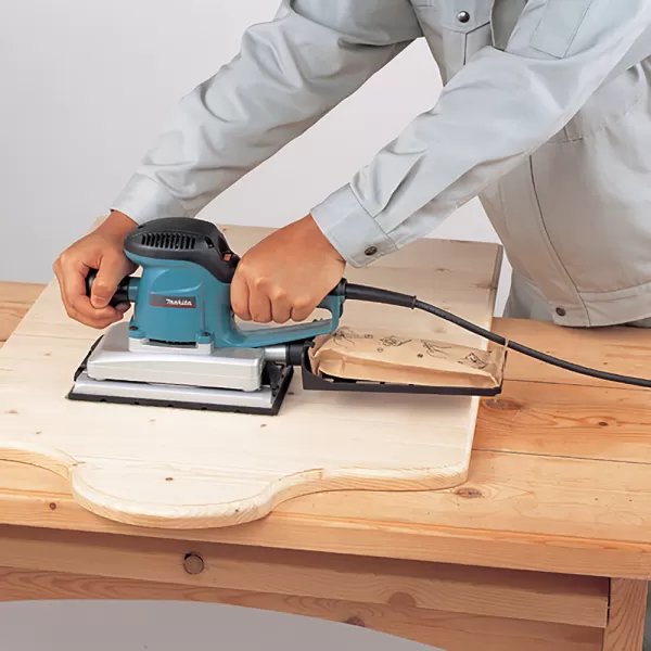 Vibrační bruska Makita BO4900VJ 115x229mm, 330W, systainer