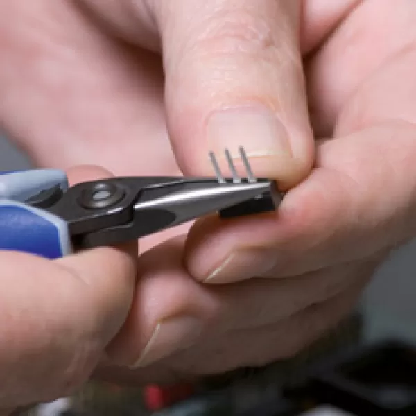 Kleště přesné pro elektroniku - ploché, Knipex