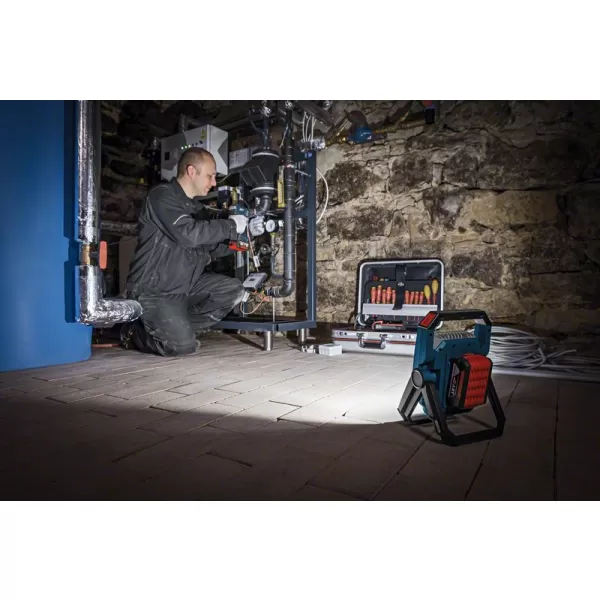 Aku svítilna Bosch GLI 18V-1900 Professional solo 0601446400