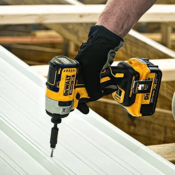 Aku rázový utahovák DeWALT DCF887D2 18V XR 2,0 Ah bezuhlíkový