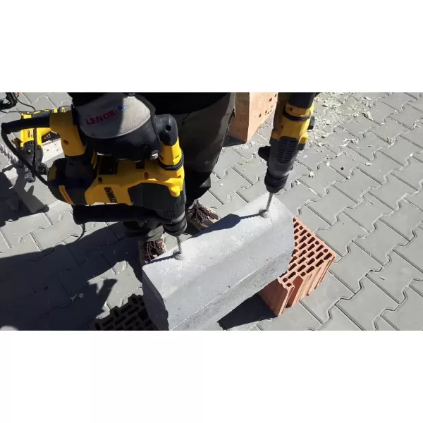 Sekací kladivo SDS-Max DeWALT D25810K, 1 050 W, 5,6 kg