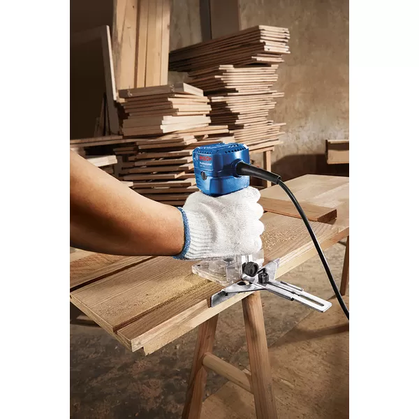 Ohraňovací frézka Bosch GKF 550 Professional 06016A0020