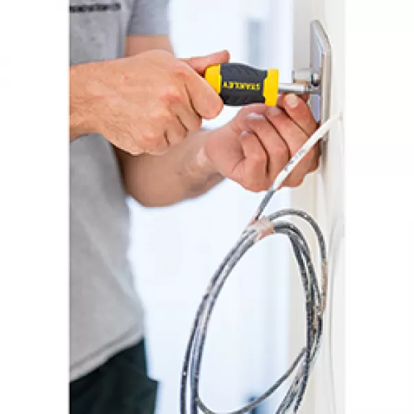 Multibitový ráčnový šroubovák Stanley + 6 bitů 0-66-358