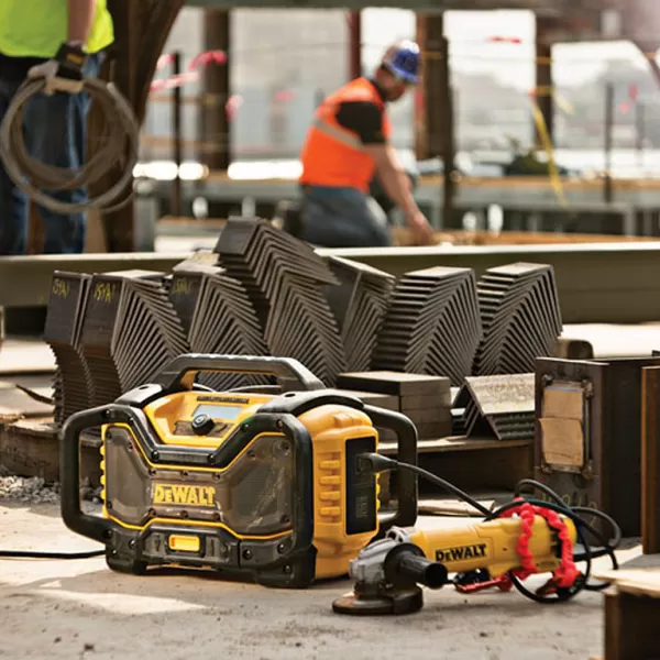 Aku rádio DeWalt DCR027 10,8V - solo