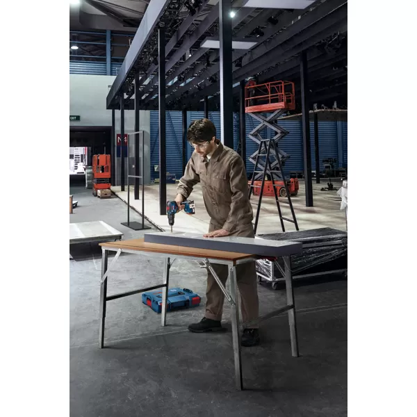 Aku vrtačka s příklepem Bosch GSB 18V-50, kufr L-case Professional 06019H5100