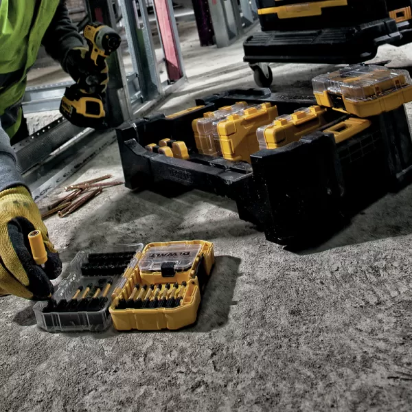 Sada bitů Dewalt 26ks Impact Torsion extreme DT70730T