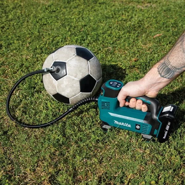 Aku kompresor Makita DMP180Z - solo