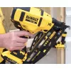 Aku hřebíkovačka bezuhlíková Dewalt DCN660N 18V solo