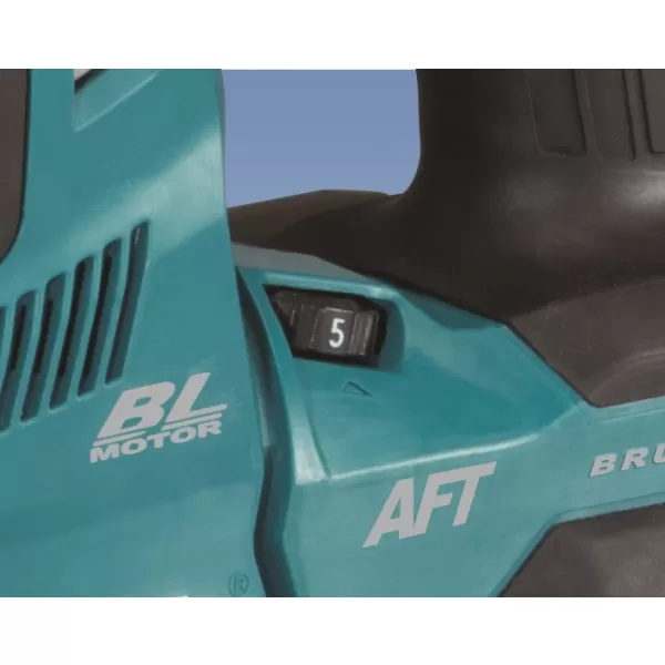 Aku kombinované kladivo s výměnným sklíčidlem a AWS Makita XGT 40V HR002GZ03 - solo