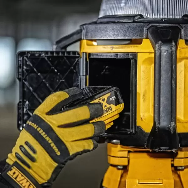 Aku pracovní světlo 360° 18V solo Dewalt DCL074