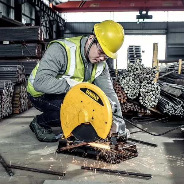 Rozbrušovačka 355mm Dewalt D28730