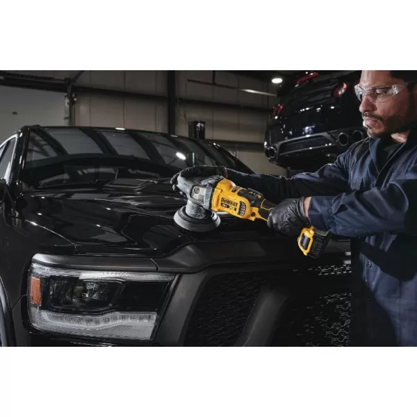 Aku leštička excentrická 18V 2x5,0Ah Dewalt DCM848P2