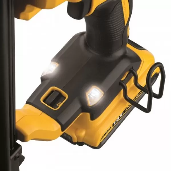Aku hřebíkovačka bezuhlíková dokončovací Dewalt DCN680D2 2x2Ah18V