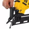 Aku hřebíkovačka DeWalt DCN650P2, 18 V, dokončovací, 2x5,0Ah