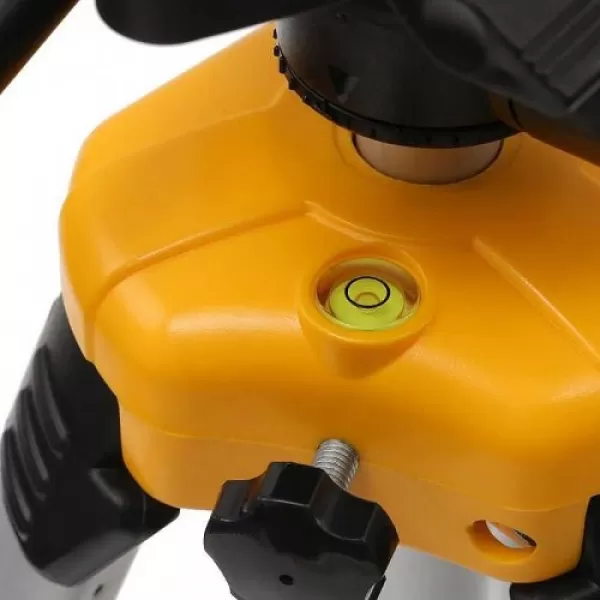 Hliníkový stativ 1,7m se závitem 1/4" Dewalt DE0881T