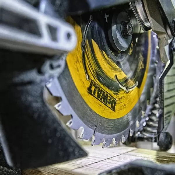 Aku pokosová pila DeWalt DCS727T2 54V 2x6 Ah FLEXVOLT