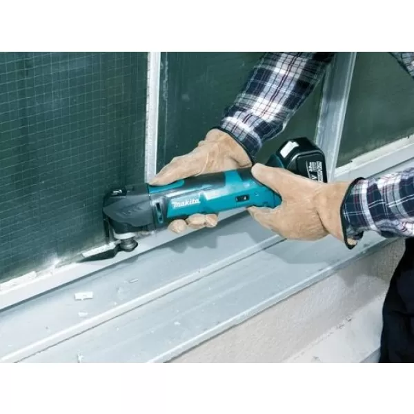 Aku MultiTool s příslušenstvím Makita DTM51RFJX1, 2x18V/3,0Ah