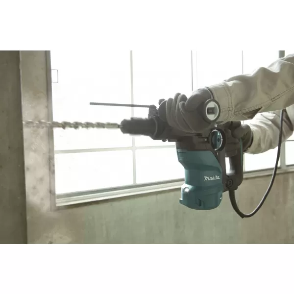 Vrtací kladivo Makita SDS-plus HR3012FCWJ s výměnným sklíčidlem a AVT 3,9J,1050W