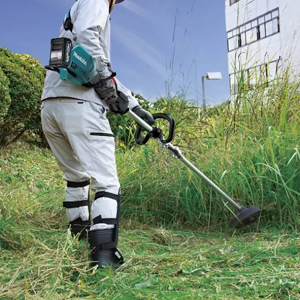 Aku křovinořez Makita UR007GZ01 Li-ion XGT 40V, solo