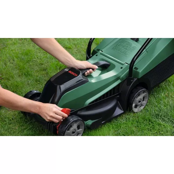 Aku rotační sekačka Bosch CityMower 18V-32-300 (1x4,0 Ah) 06008B9A07