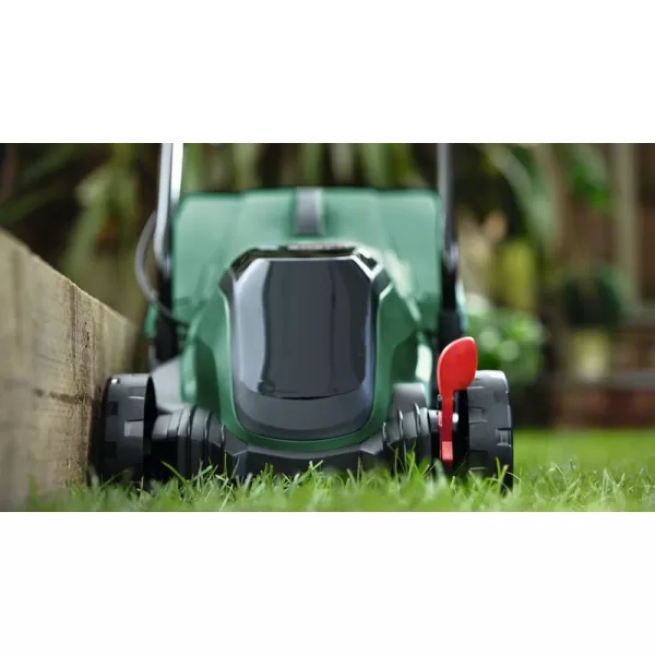 Aku rotační sekačka Bosch CityMower 18V-32-300 (1x4,0 Ah) 06008B9A07