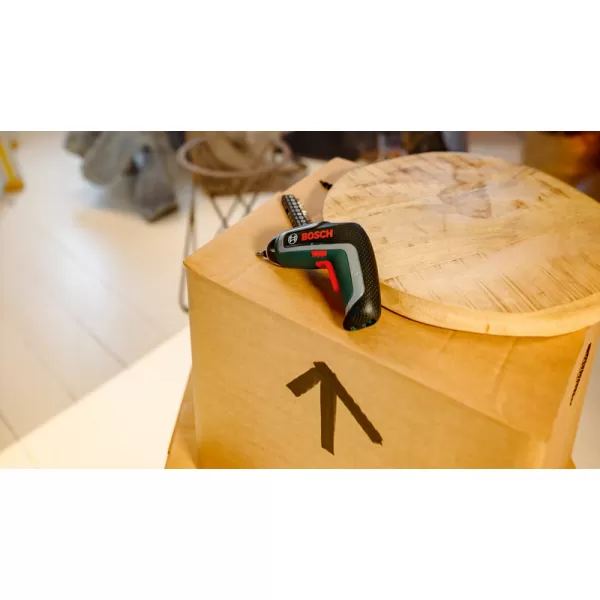 Aku šroubovák Bosch IXO 7 set 0603E0021