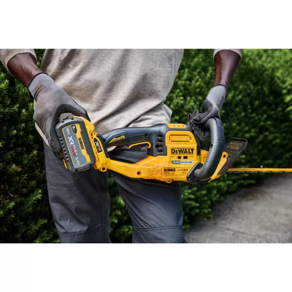 Aku nůžky na živý plot Dewalt DCMHT573X1 54V, 9,0Ah, 65 cm FLEXVOLT