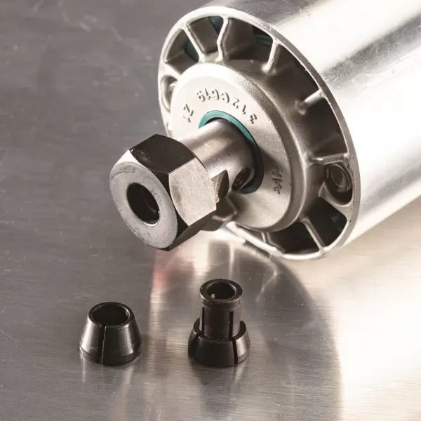 Aku kombinovaná frézka s příslušenstvím Makita RT001GZ17 Li-ion XGT 40V - solo