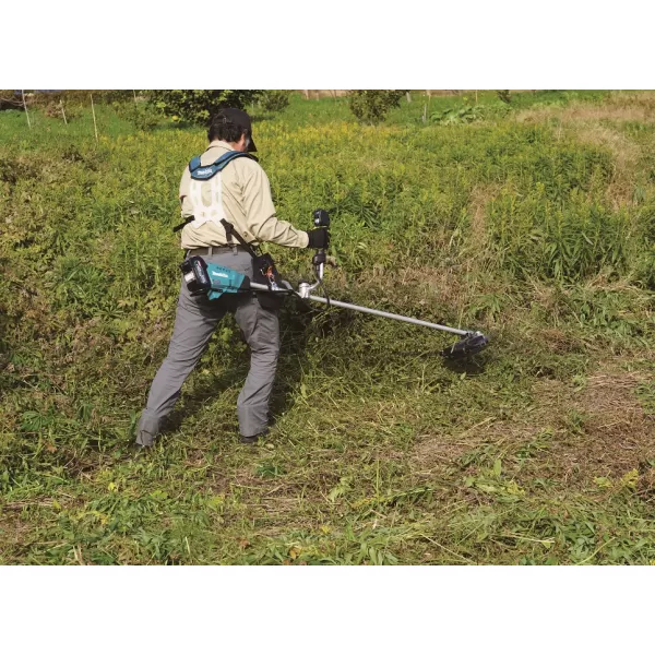 Aku křovinořez Makita Li-ion XGT 40V UR016GZ - solo