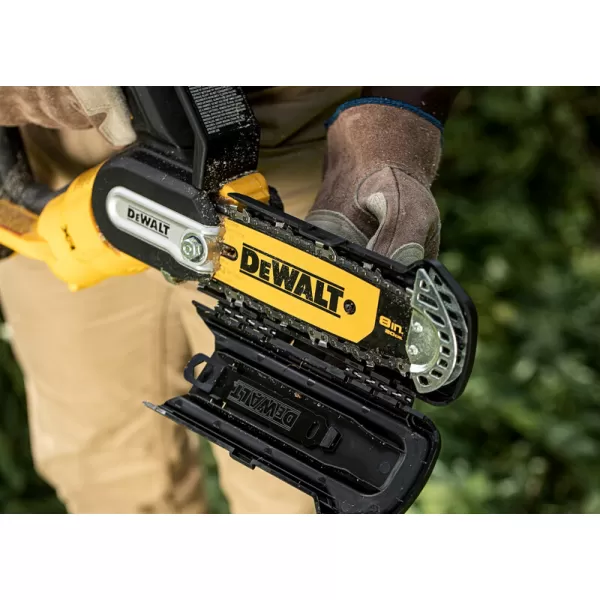 Aku prořezávací pila DeWalt DCMPS520P1 200mm, 18V, 1x5,0Ah