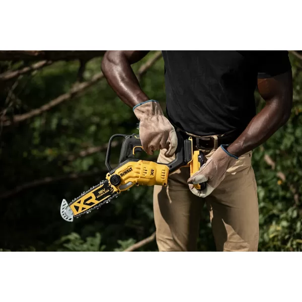 Aku prořezávací pila DeWalt DCMPS520N 200mm, 18V, bez aku