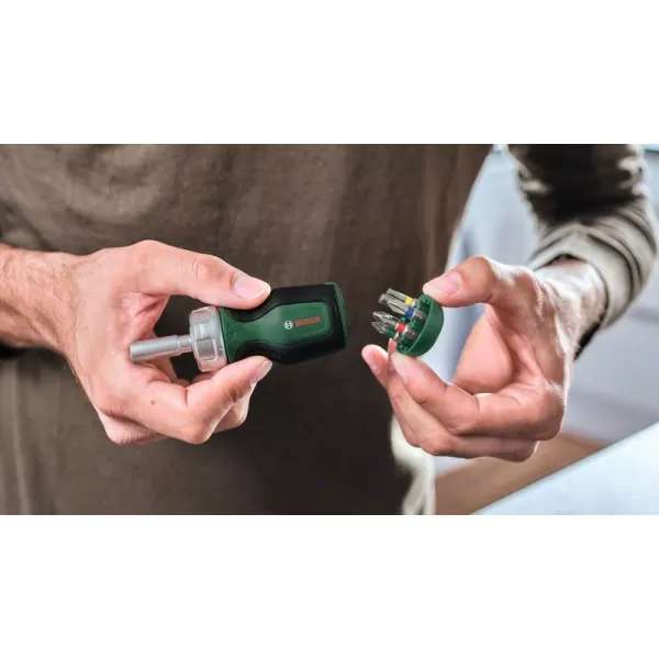 Šroubovák krátký ráčnový se 6 bity Bosch