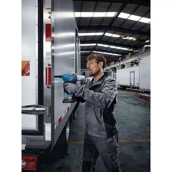 Kleště nýtovací aku Bosch GRG 18V-16C Professional 2x4,0Ah