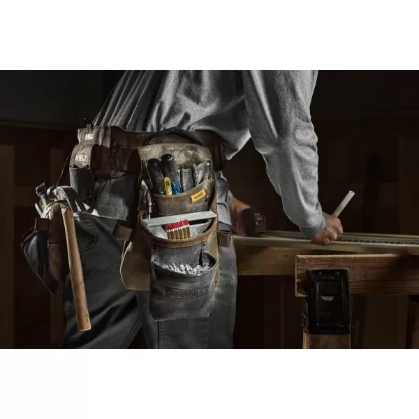 Kožené kapsy s opaskem DeWalt DWST50113-1