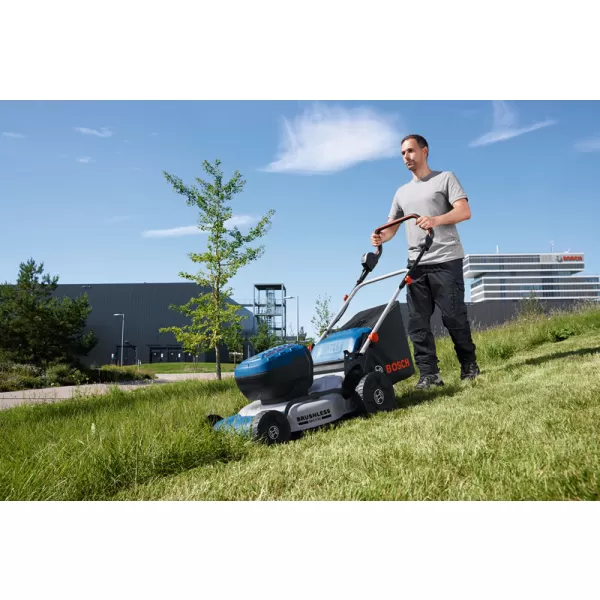 Aku sekačka na trávu Bosch GRA 18V2-46 Professional solo