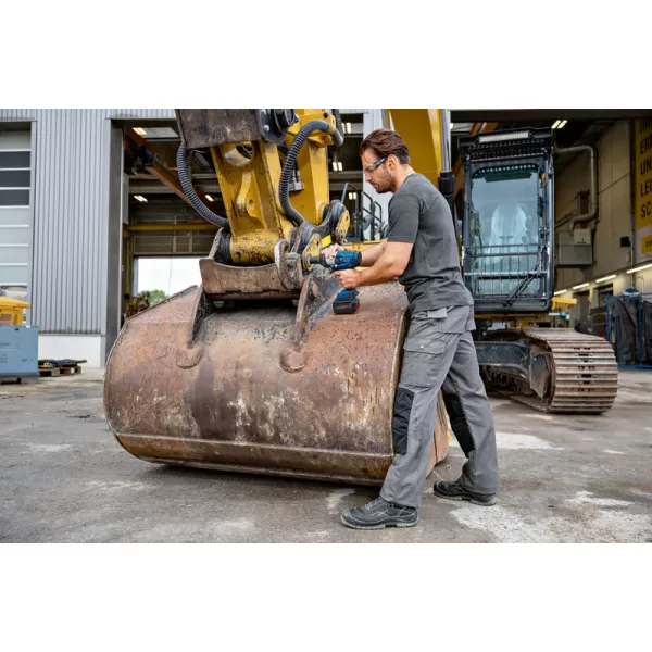 Aku rázový utahovák Bosch GDS 18V-1600 HC Professional solo 06019M1000