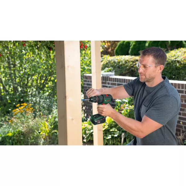 Aku příklepová vrtačka Bosch AdvancedImpact 18V-80 Quicksnap (1x 2,5 Ah) + AL18V-20