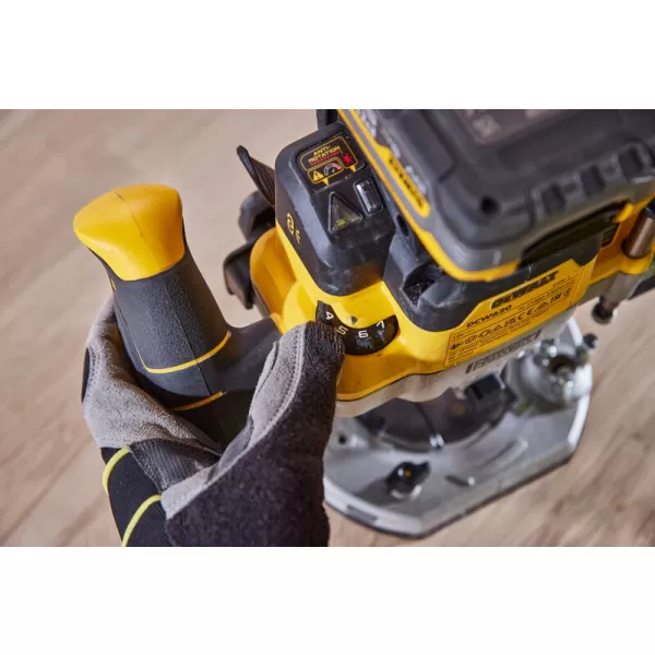 Aku horní frézka DeWalt DCW620NT, 18V, TSTAK
