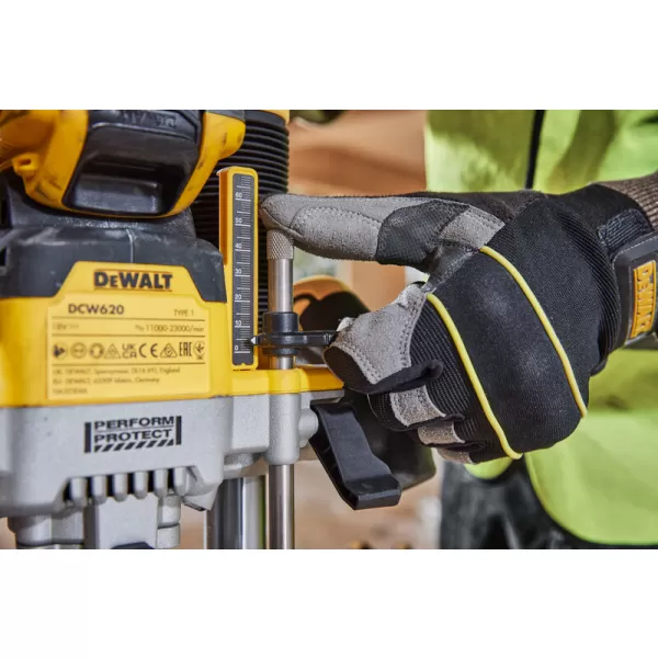 Aku horní frézka DeWalt DCW620NT, 18V, TSTAK