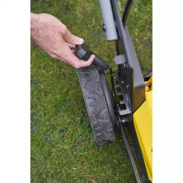 Aku sekačka s pojezdem Stanley FATMAX® SFMCMWS251M, 2 x 4.0 Ah