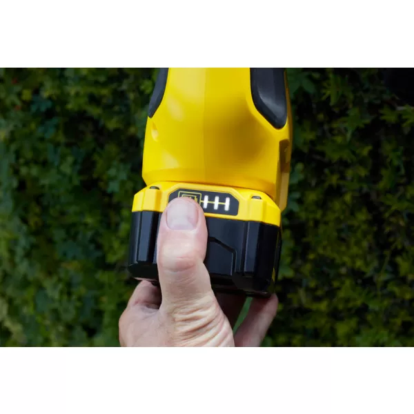 Aku nůžky na živý plot 45 cm na tyči Stanley FATMAX® SFMCPH845M1, 1 x 4.0 Ah 18 V