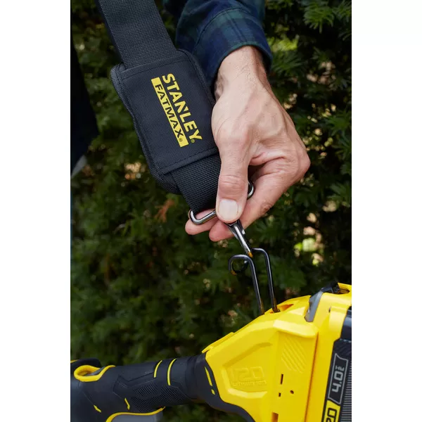 Aku nůžky na živý plot 45 cm na tyči Stanley FATMAX® SFMCPH845M1, 1 x 4.0 Ah 18 V